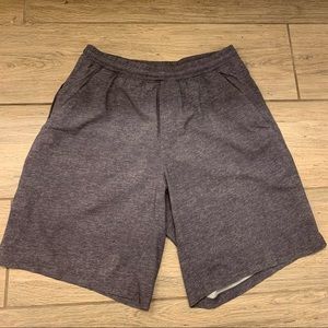 🍋Grey lululemon shorts🍋